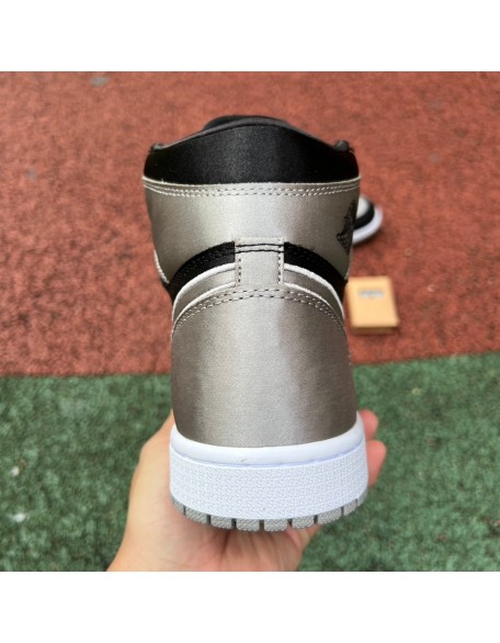 Air Jordan 1  
