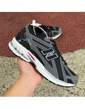 New Balance 1906