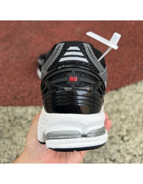 New Balance 1906