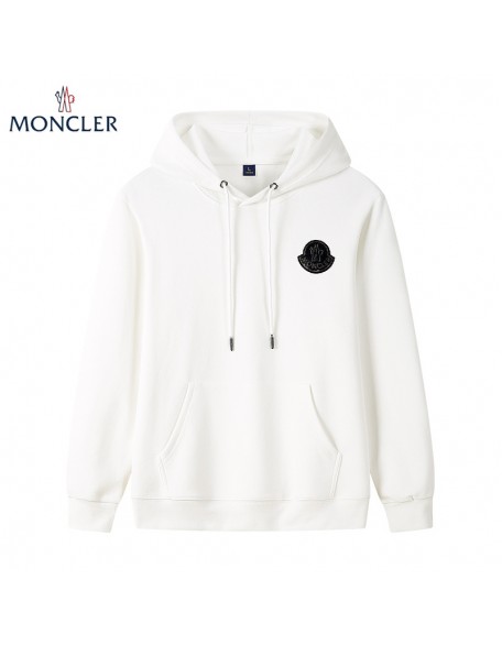Pull à capuche 