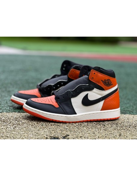 Air Jordan 1 Mid