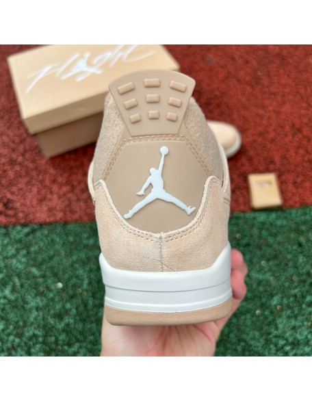 Air Jordan 4