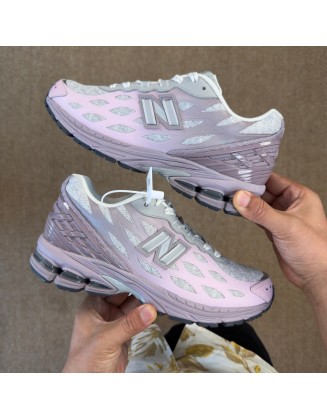 New Balance 1906