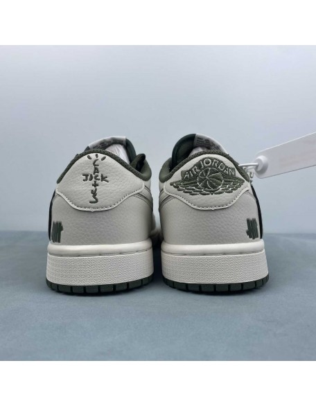 Air Jordan 1 Low 