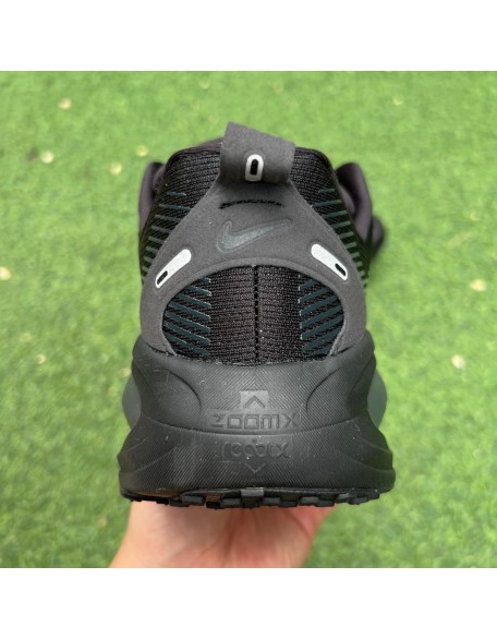 Nike Zoom Vomero 18