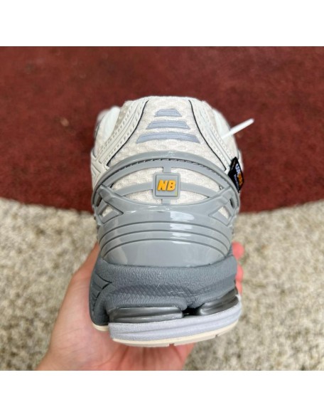 New Balance 1906