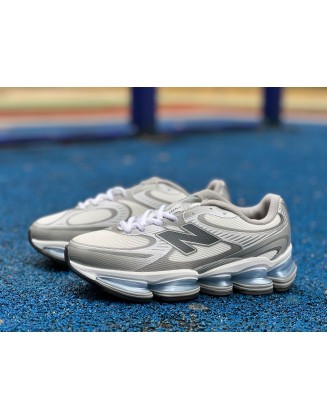 New Balance 2000