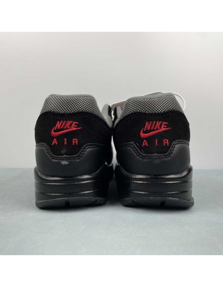 Air Max 1