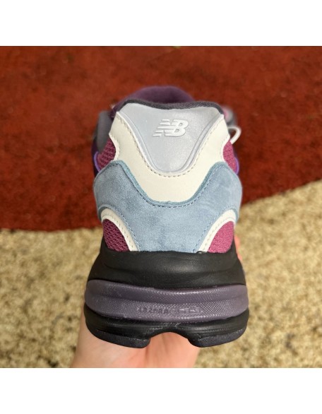 New Balance 2010