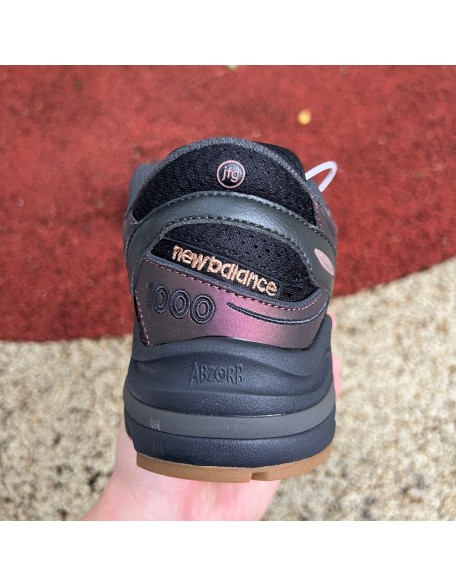 New Balance 1000