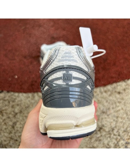 New Balance 1906