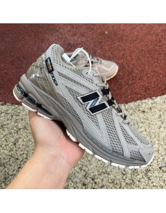 New Balance 1906