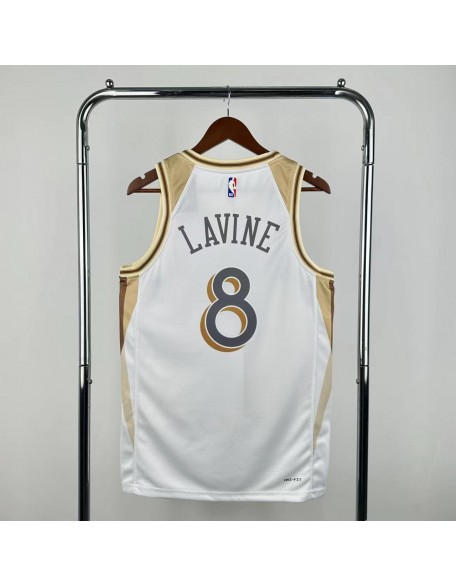 Chicago Bulls LAVINE #8