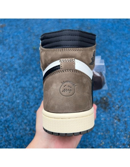 Air Jordan 1 Mid