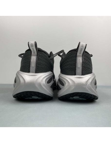 Nike Zoom Vomero PLUS