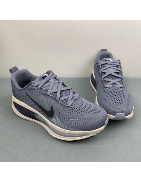 Nike Zoom Vomero 18