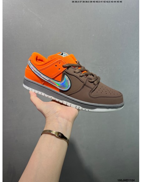 Nike SB Dunk Low 