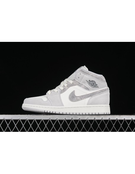 Air Jordan 1 Mid