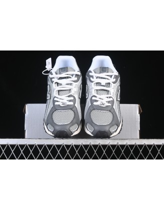 New Balance 204
