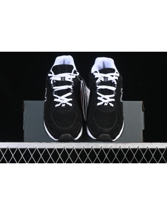 New Balance 204
