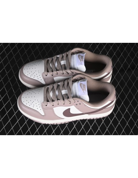 Nike SB Dunk Low 