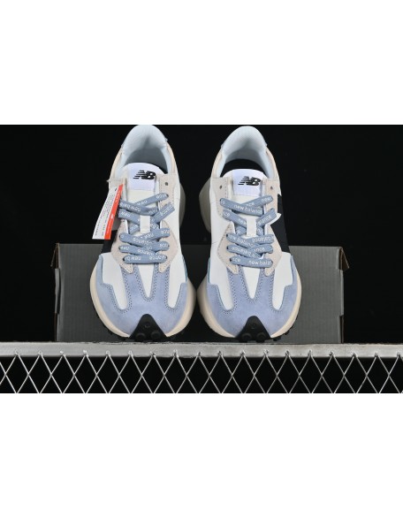 New Balance 327