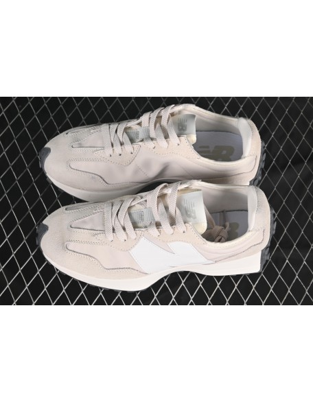 New Balance 327