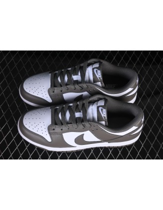 SB Dunk Low