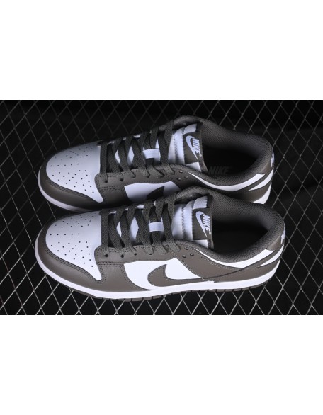 SB Dunk Low