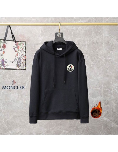 Pull à capuche 