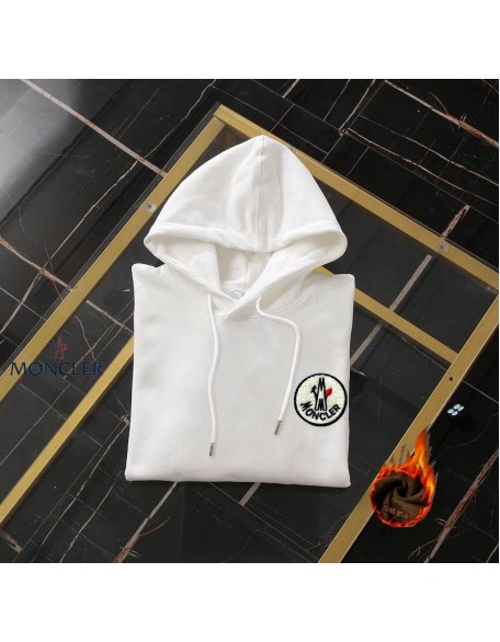 Pull à capuche 