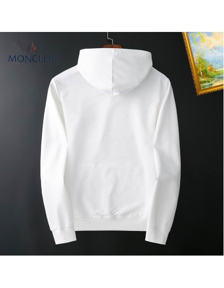 Pull à capuche 