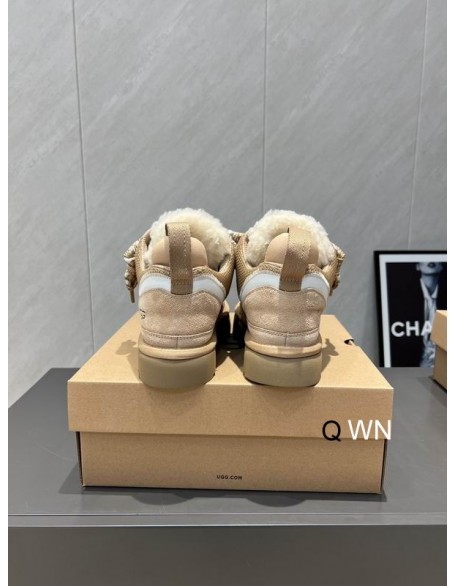 UGG