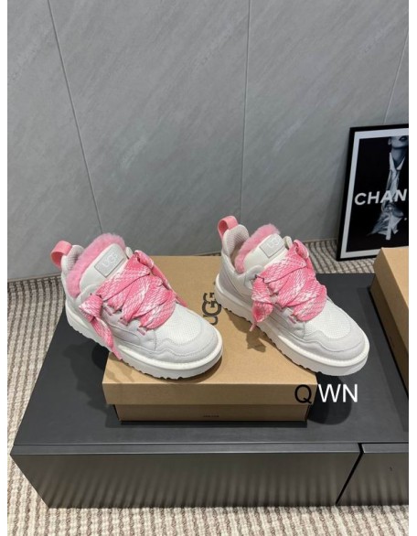 UGG
