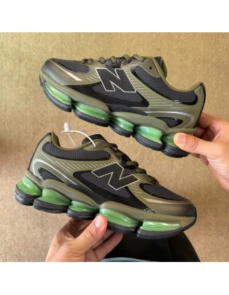 New Balance 2000