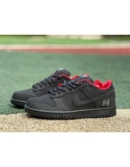 Nike SB Dunk Low 