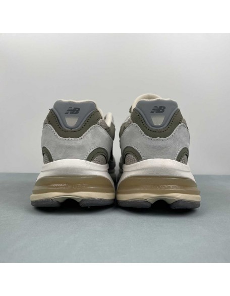 New Balance 2010