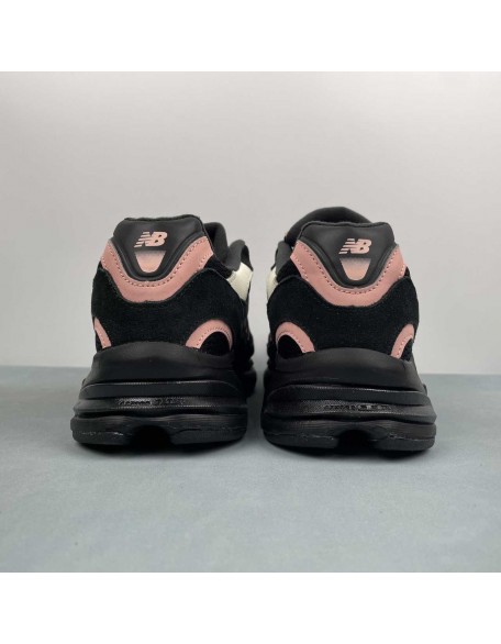 New Balance 2010