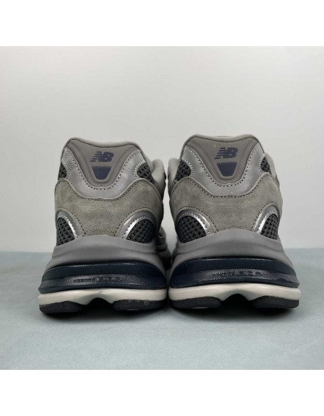 New Balance 2010