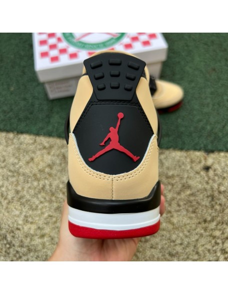 Air Jordan 4 Retro 