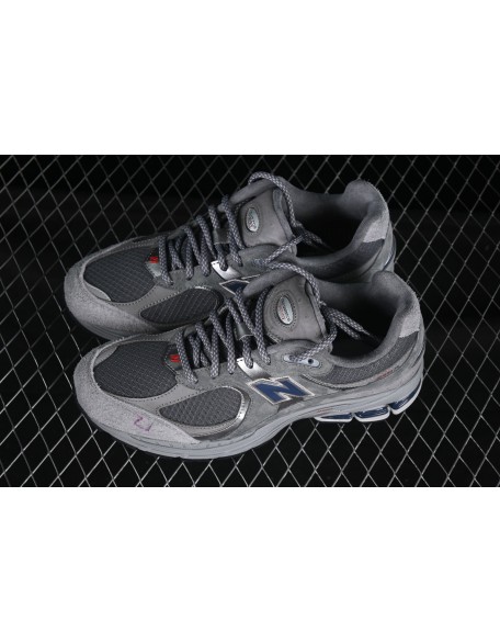New Balance 2002R