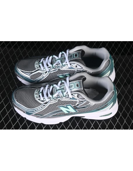 New Balance 740