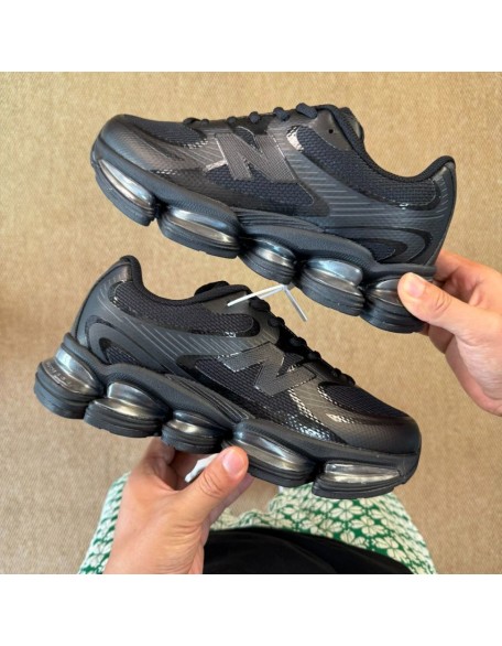 New Balance 2000