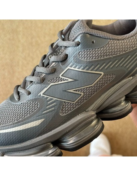 New Balance 2000