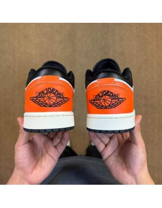 Air Jordan 1 Low 