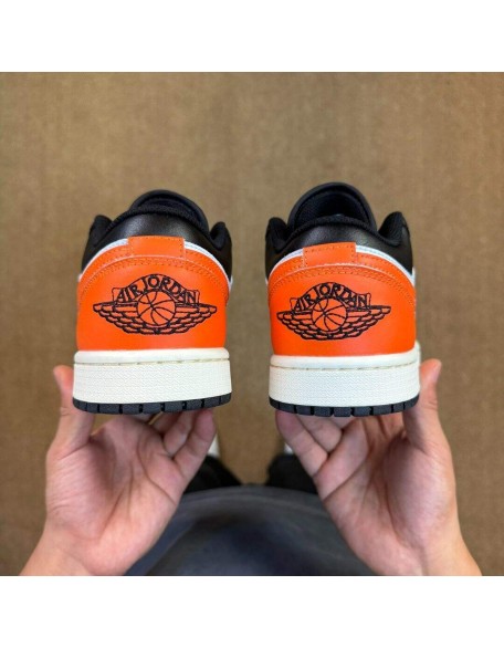 Air Jordan 1 Low 
