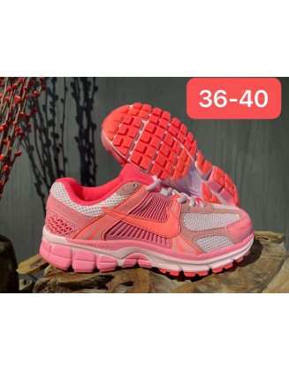 Nike Zoom Vomero 5