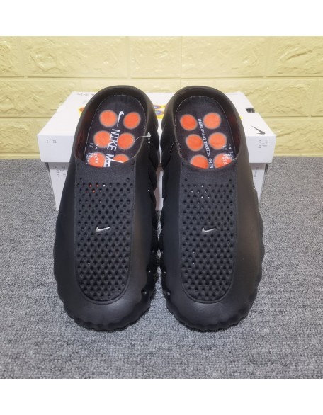 Nike Mind 001