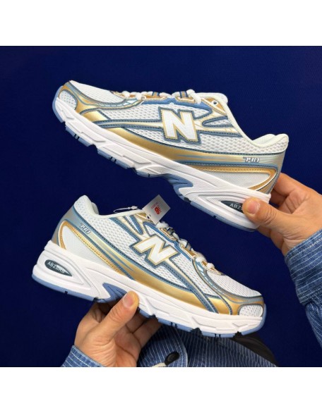 New Balance 740
