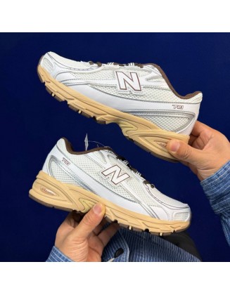 New Balance 740